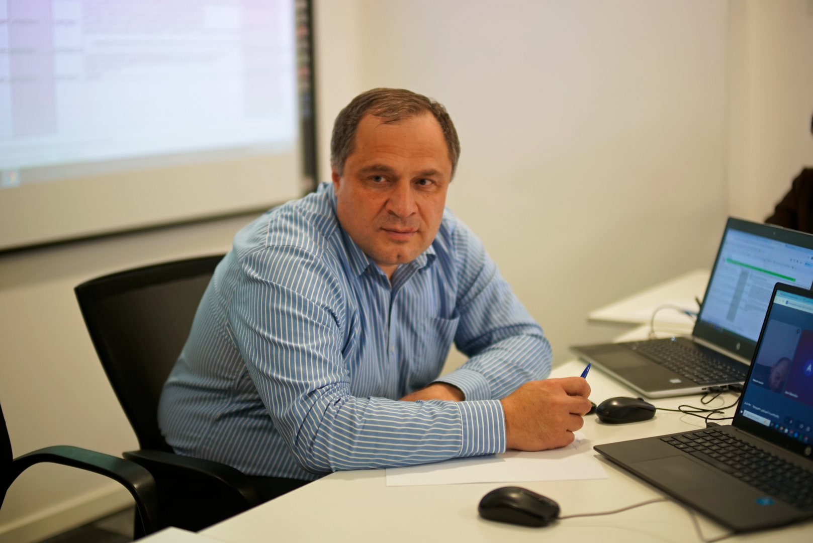 კვლევითი ცენტრებისა და კვლევის ხელშეწყობის დეპარტამენტის საკოორდინაციო შეხვედრა